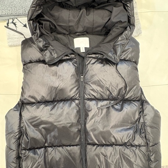 H&M Black Puffer Jacket - Picture 1 of 1
